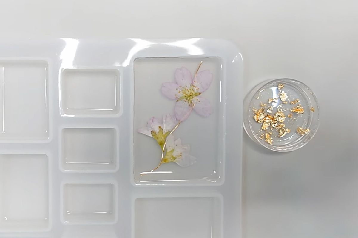 淡く儚いさくらの美しさを最大限に際立たせる！啓翁桜（けいおうざくら