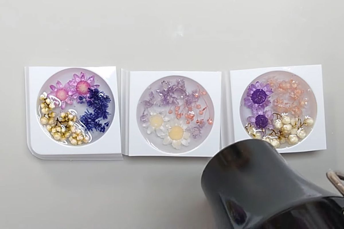 No.3120♡ドライフラワー♡ビーズ♡レジンチャーム♡バッグチャーム No.3120♡ドライフラワー♡ビーズ♡レジンチャーム♡バッグチャーム