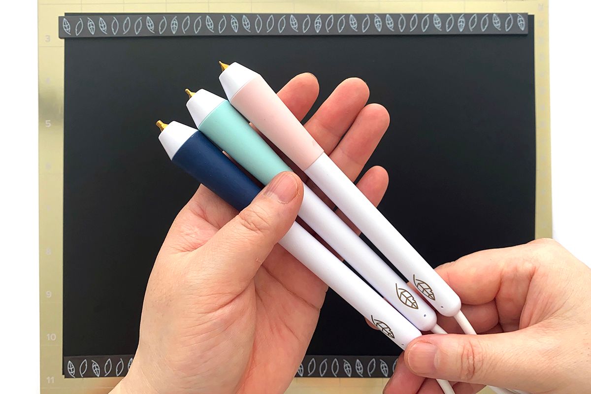 ハンドツールで手軽に箔押し！フォイルペンの使い方 | croccha