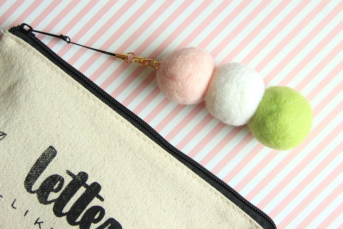 羊毛フェルトをふりふり 三食団子キーホルダーを作る Croccha クロッチャ
