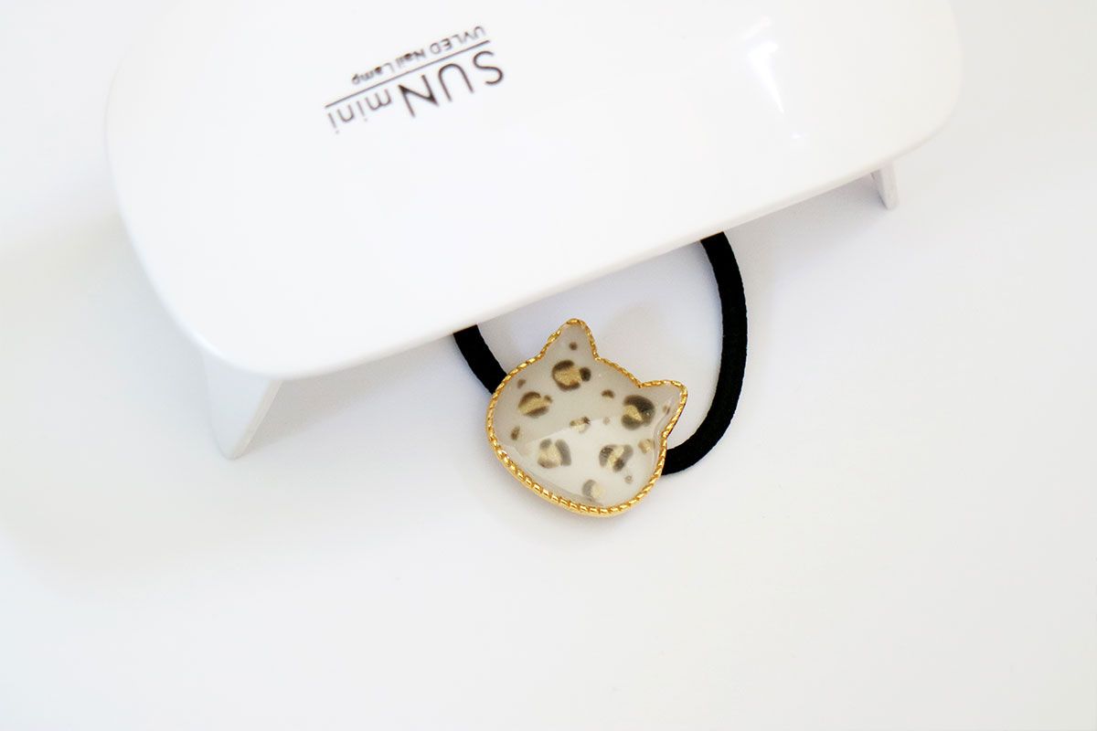 レジンで作る秋柄ヘアゴム☆基本のアニマル柄の作り方 | croccha