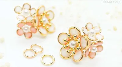 市販の丸カンで作るレジンのお花のアクセサリーの基本