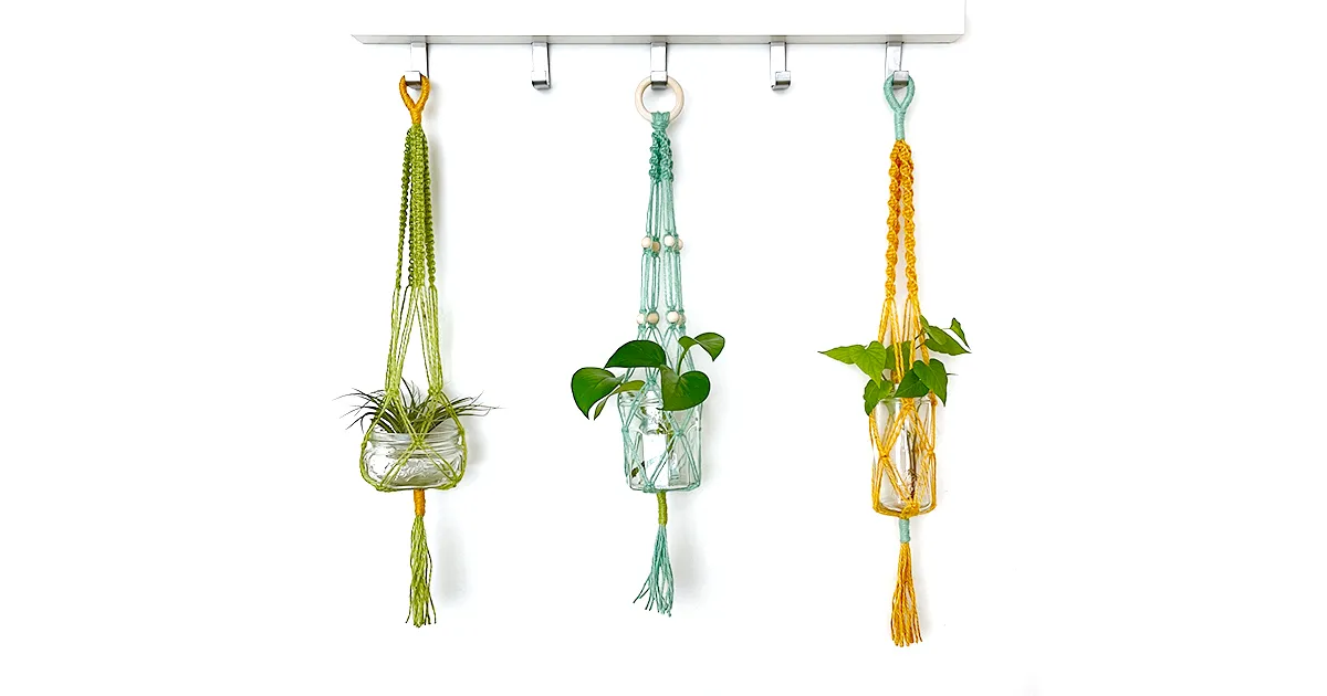 ウッドビーズとヘンプコードのマクラメプランターハンガーの作り方