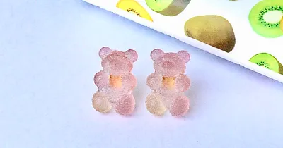 3色使いの簡単グラデーションでフェイクスイーツ！レジンでくまちゃんグミを作ってみよう！