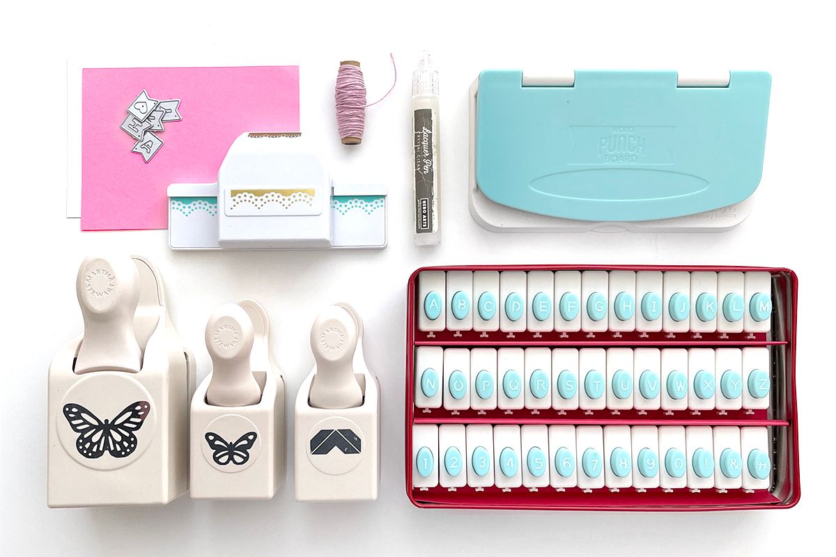 パンチで作るエンベリッシュメントのスクラップブッキングレイアウト