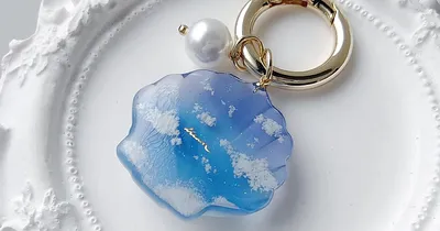 海モチーフで雲レジン！ヒトデと貝殻のモールドで作るレジンの夏空キーホルダー