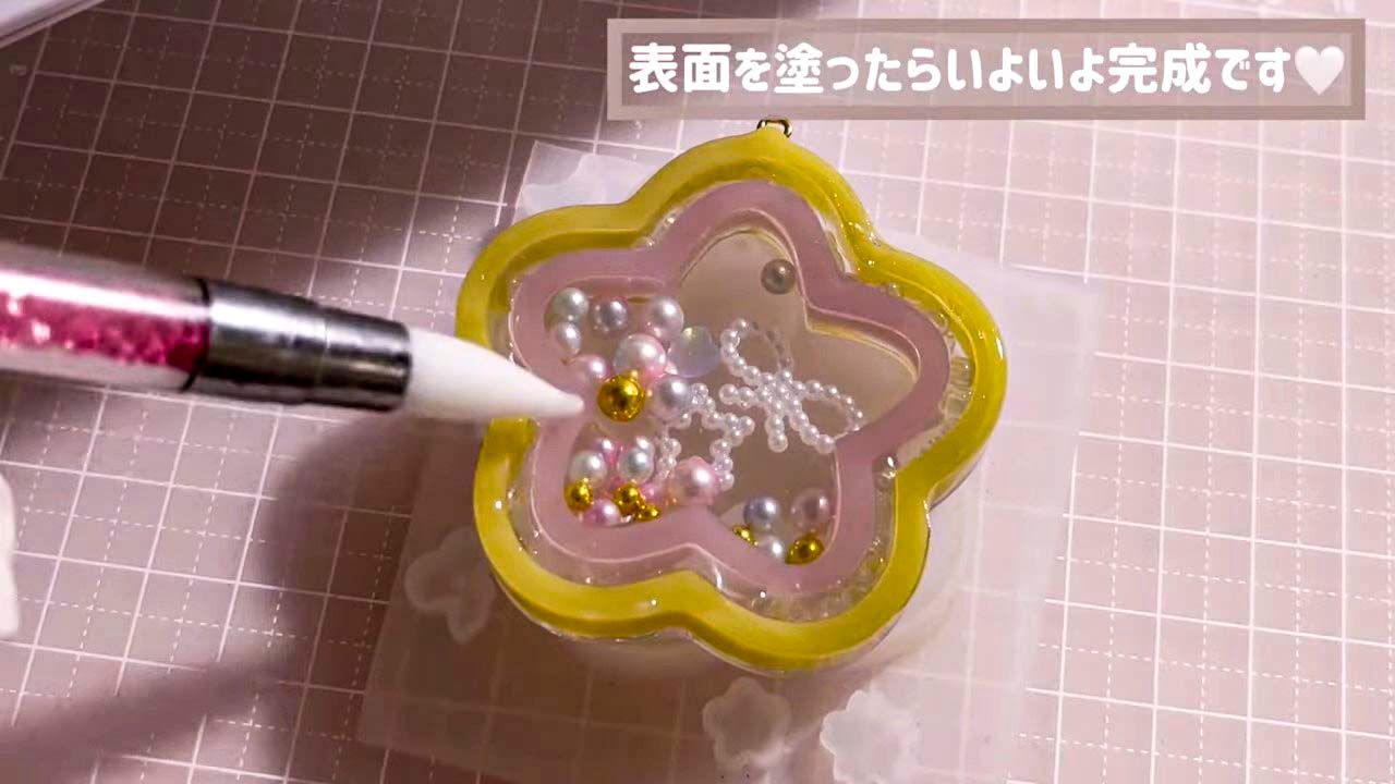 シャカシャカレジンが楽しい！お星さまのダブルシェイカーキーホルダー