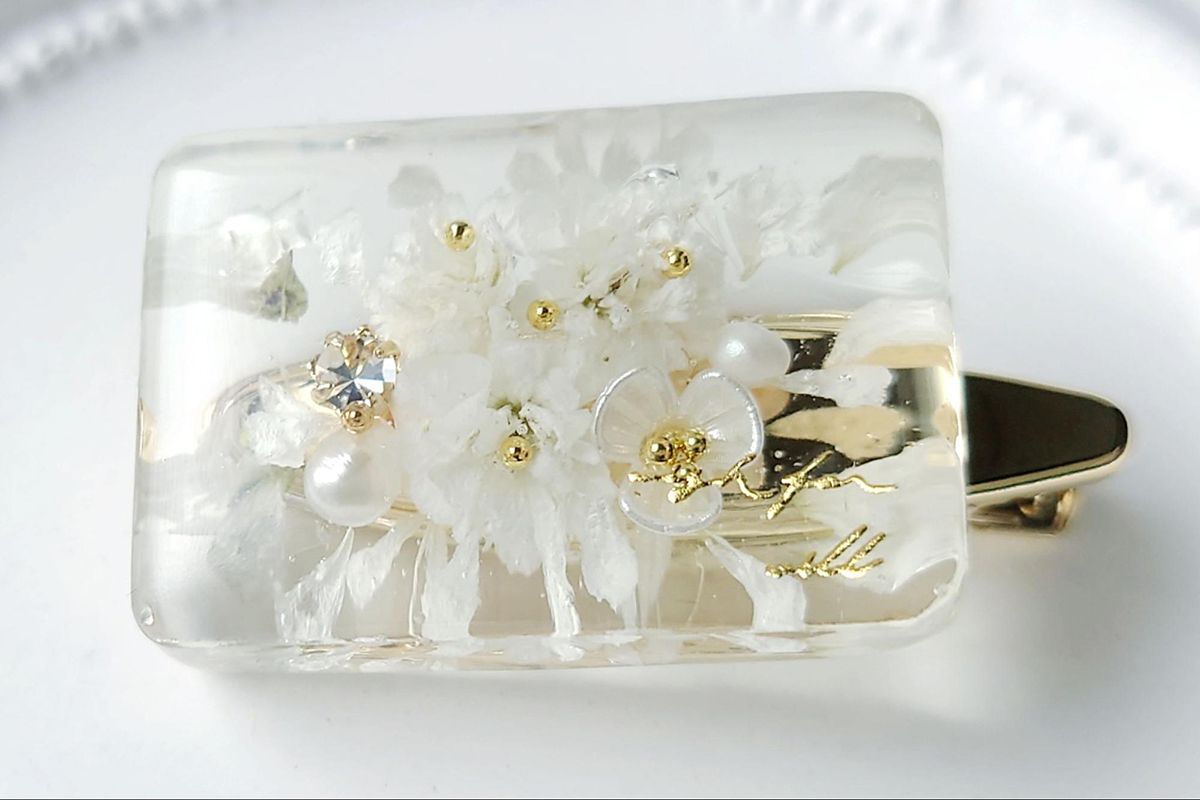 ジューンブライド！レジンにウェディングブーケを閉じ込めよう！清楚で