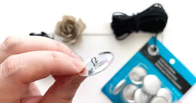 ファブリックフラワーのヘアゴムの作り方／崩れやすい布製立体モチーフをヘアゴムに仕上げる方法
