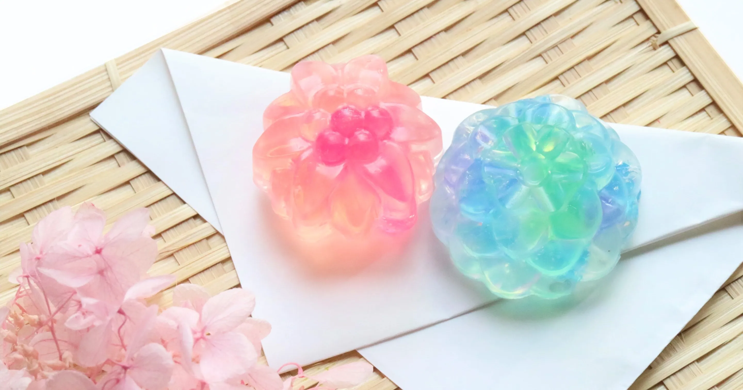 端っこせっけんの活用方法♪お菓子みたいなカラフル石鹸の作り方