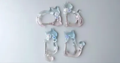 レジンで作る！透明感のあるグラデーションが美しい、ねこのカラビナの作り方