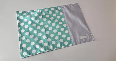 切り替えがかわいい！直線縫いだけで完成させられる簡単ランチョンマットの作り方