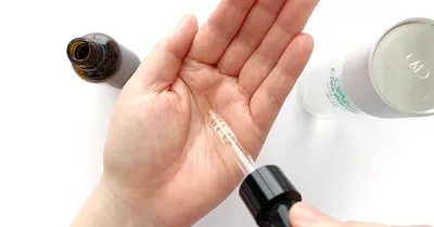 保湿、マッサージ、ヘアケアに使える万能ブレンドオイルの作り方