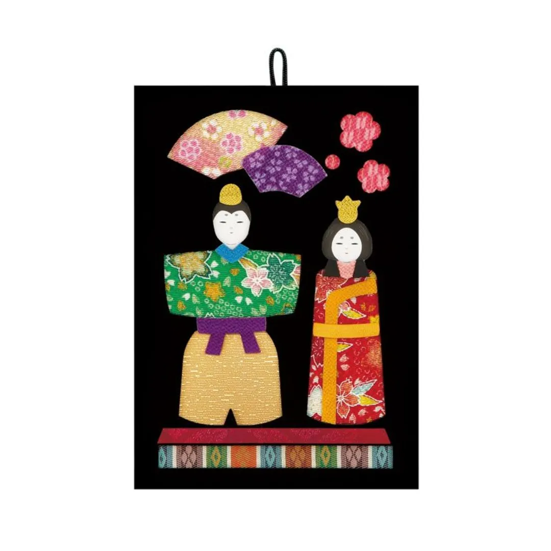 型抜きアート・扇立雛