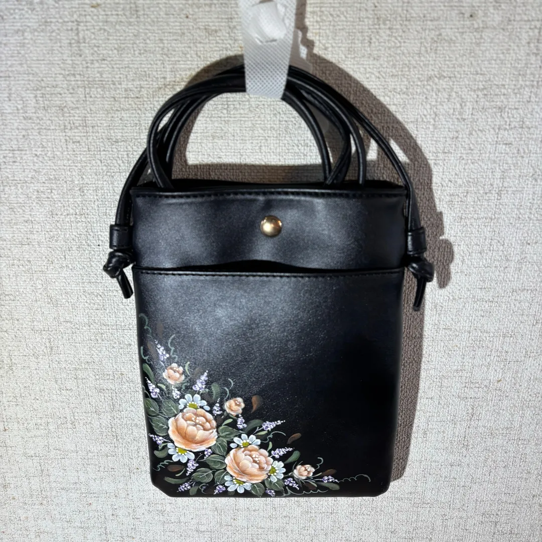 🌸まみ🌸さんのその他の
ハンドメイド作品 | アメリカーナのアクリル絵の具　ニス