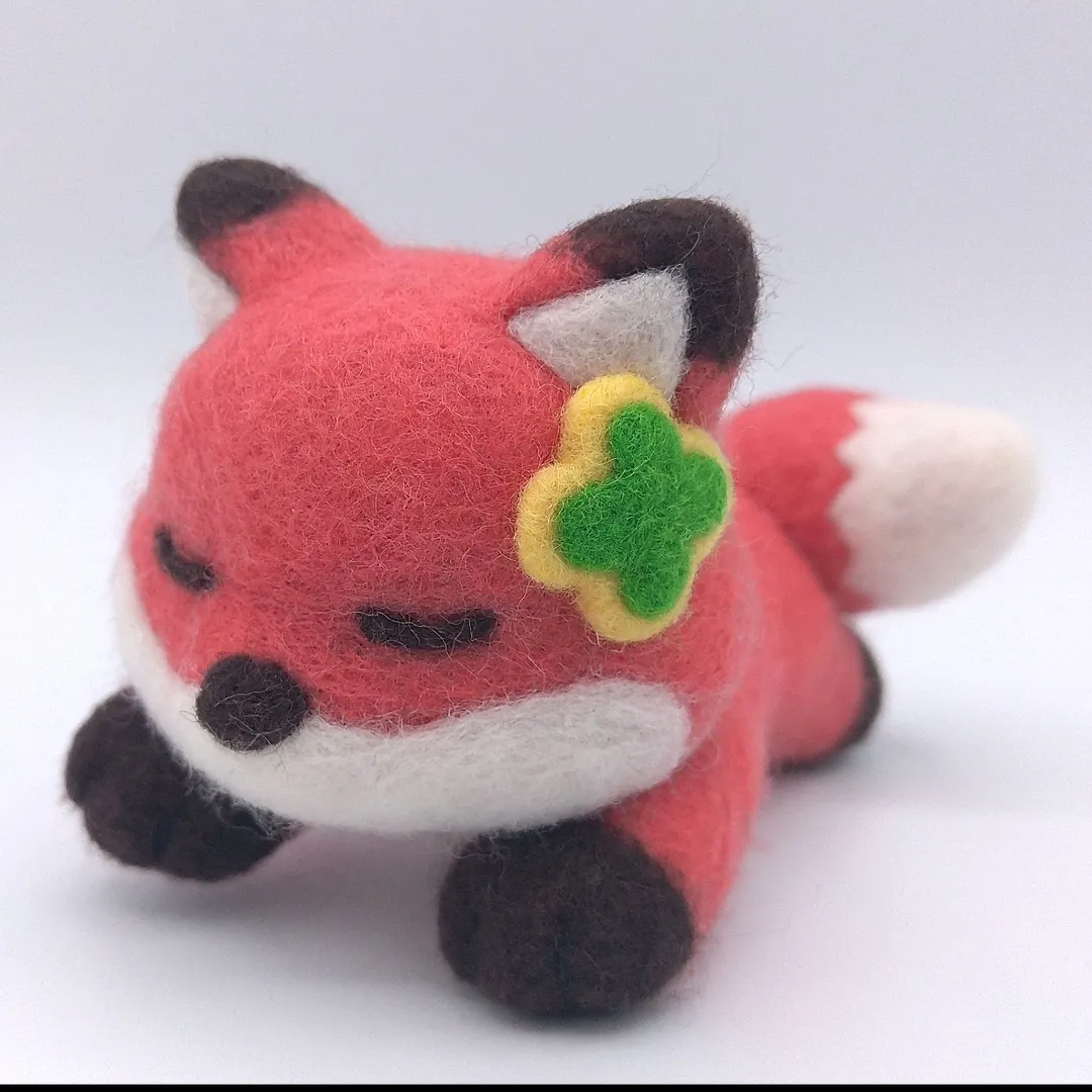 渡狸希恒さんのフェルト作品 | 手芸わた 『おおきくふくらむ特選手芸わた 300g K-01...