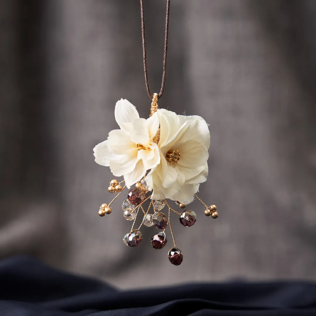 マイフラさんのフラワークラフト作品 | 花と楽しむ 小枝アクセサリーキット　Cheri ～シェリ～　...