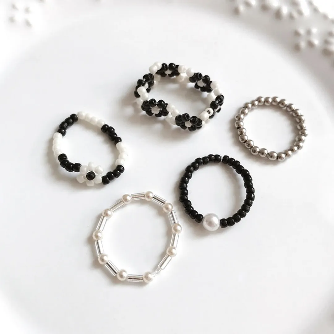 partsclubさんのビーズ作品 | ONLINE材料セット / ビーズリング / cool モノ...