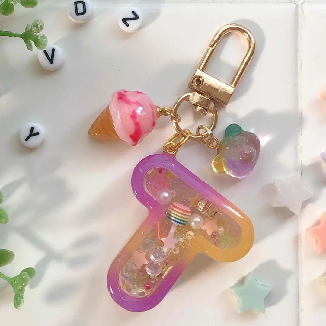 miyuさんのレジン作品 | 超透明【大容量UV-LEDレジン液】 レジン液 70g『コス...