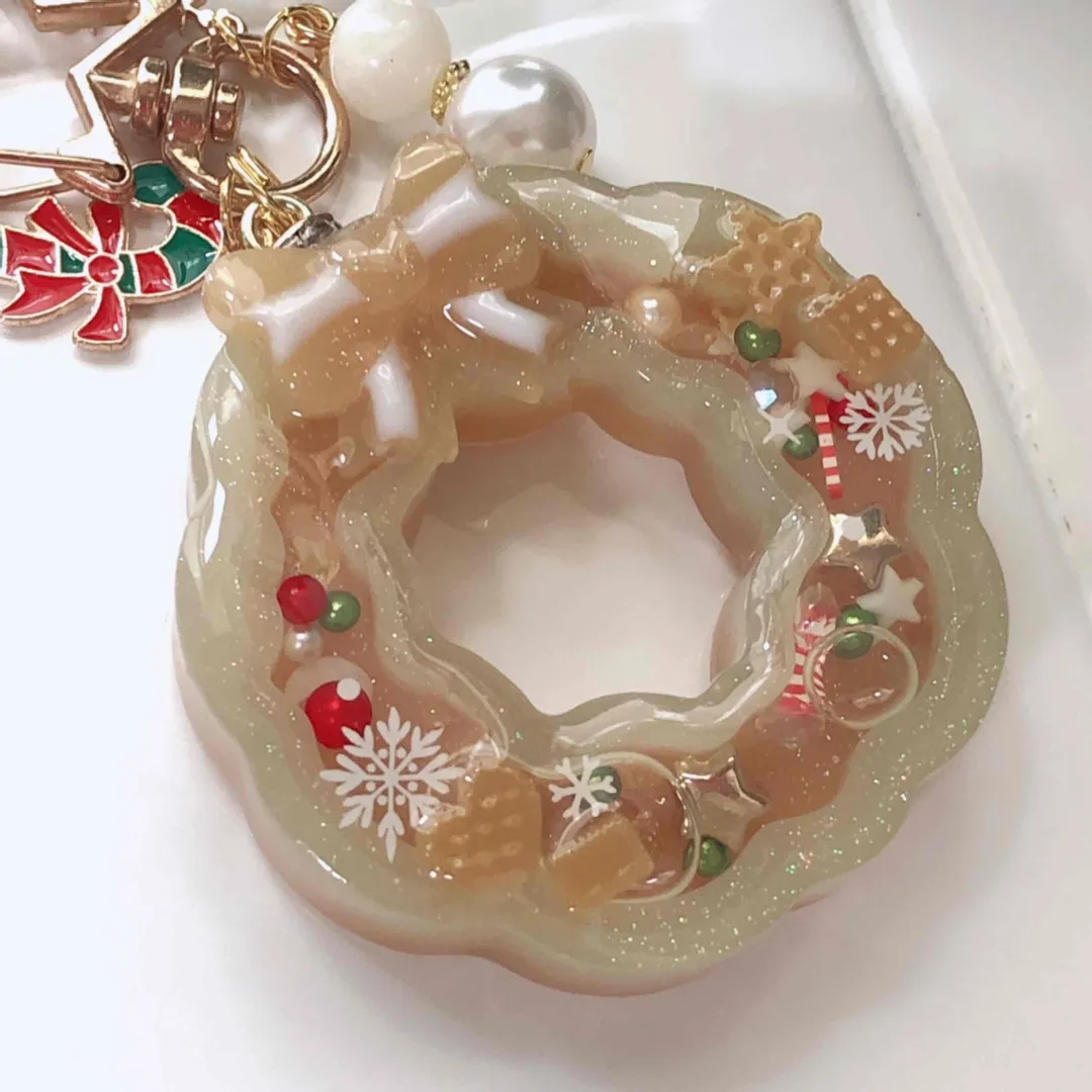 miyuさんのレジン作品 | 超透明【大容量UV-LEDレジン液】 レジン液 70g『コス...