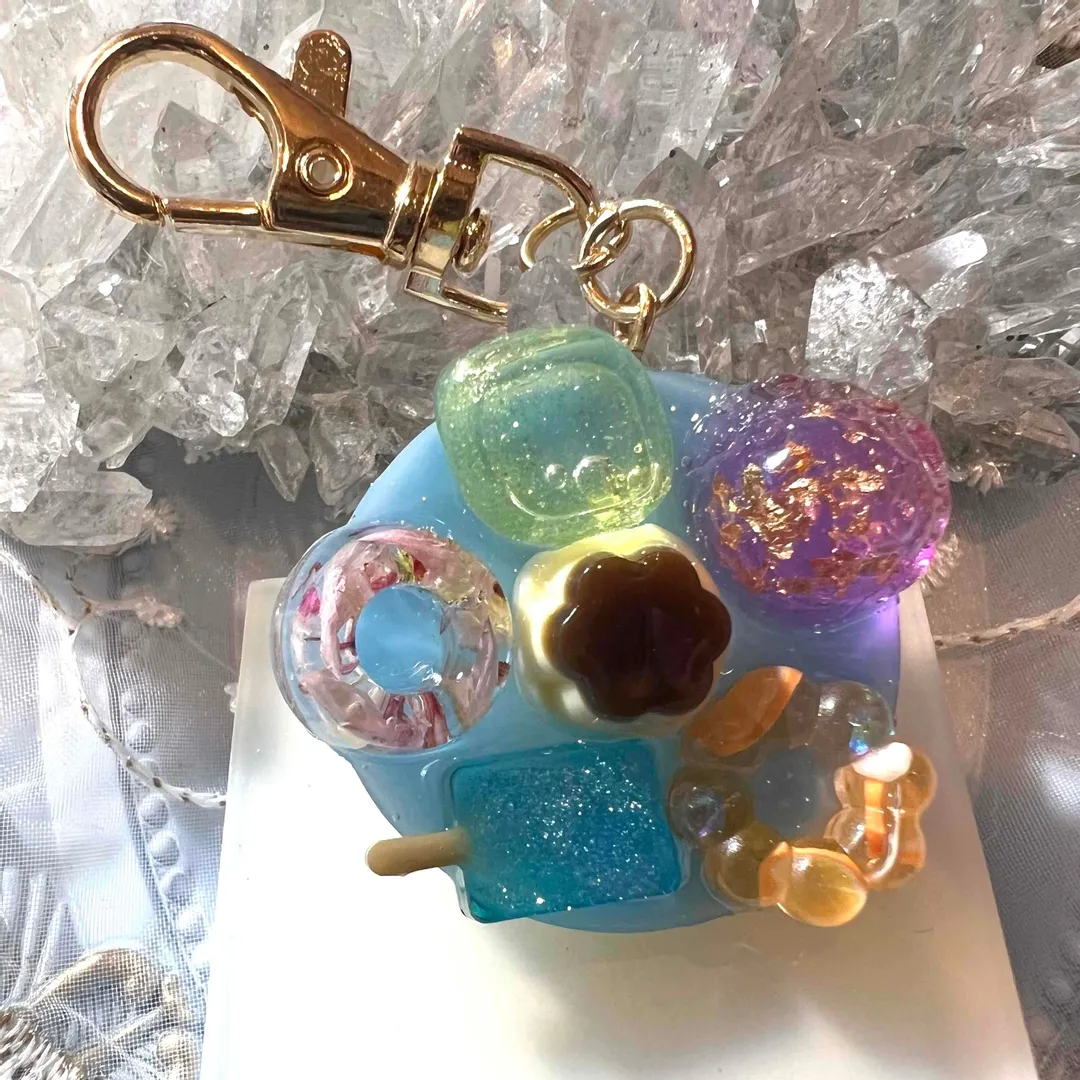 yu☆さんのレジン作品 | 【同梱不可】1周年の感謝を込めて！作家のためのレジンシリーズ...