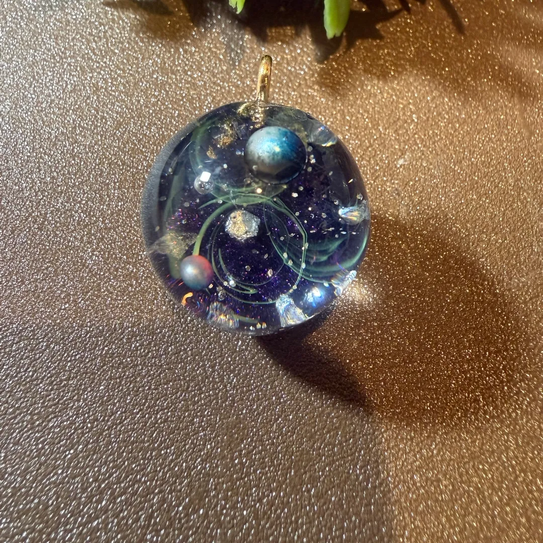 yu☆さんのレジン作品 | 作家のためのレジン 人気3点セット