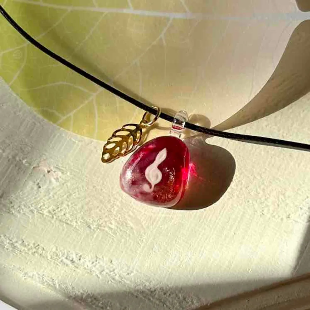 MUKURIさんのレジン作品 | 宝石の雫 2ml 12色セット UVレジン 着色剤 パジコ ...