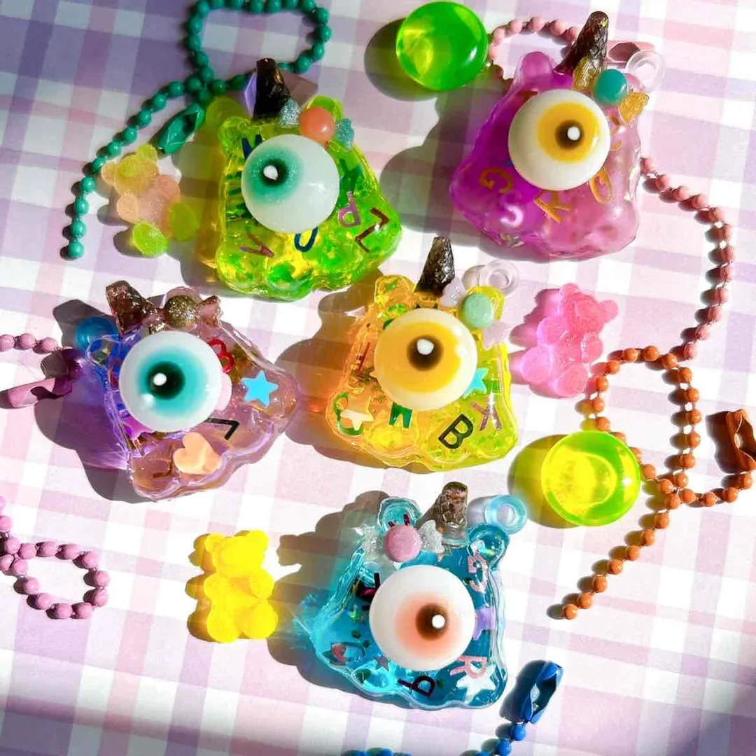 MUKURIさんのレジン作品 | レジン液 作家のためのレジン 100g 200g 400g ...