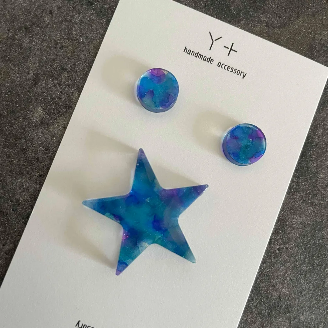 Y+(ワイプラス)さんのレジン作品 | 作家のためのレジン 100g
