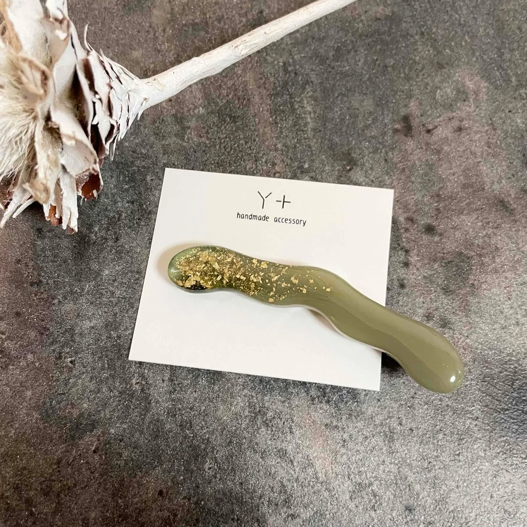 Y+(ワイプラス)さんのレジン作品 | 作家のためのレジン 100g