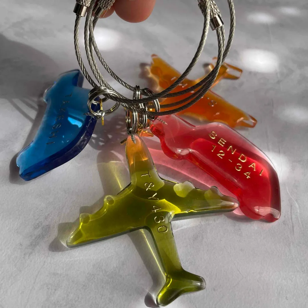 Y+(ワイプラス)さんのレジン作品 | 作家のためのレジン 100g