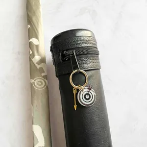 Y+(ワイプラス)さんの作品