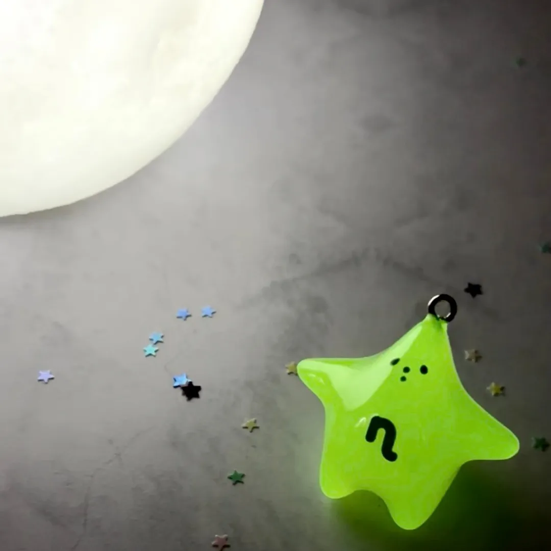 Y+(ワイプラス)さんのレジン作品 | 作家のためのレジン 100g