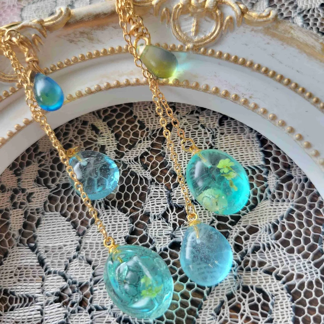 Huali_accessoriesさんのレジン作品 | 改良版 最高峰のコスパ レジン液 大容量 100g 持続する...