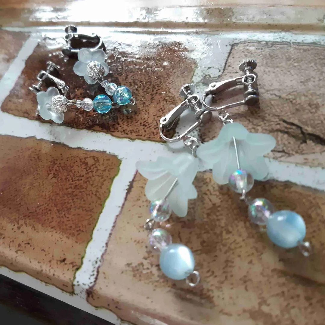 あぶらげさんのパーツ
アクセサリー作品 | アクリルパーツ 花形 グリーン