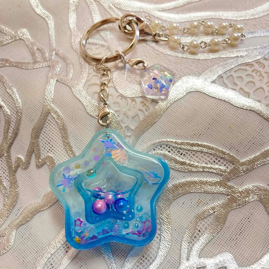 crea1224さんのレジン作品 | 【復刻】 作家のためのレジン 貝殻ラベル 100g