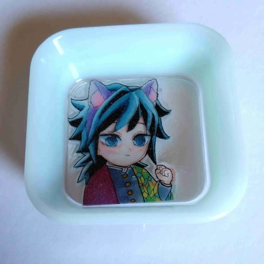 nyaminyamaさんのレジン作品 | 自分だけのキーホルダーやアクセサリーが作れるプラ板