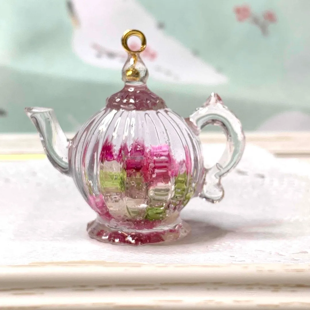 kanori1108さんのレジン作品 | 作家のためのレジン 200g