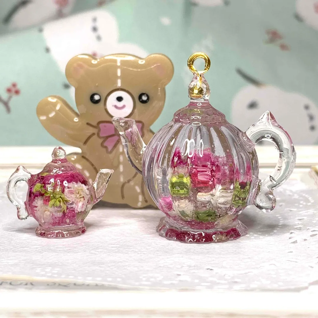 kanori1108さんのレジン作品 | 作家のためのレジン 200g