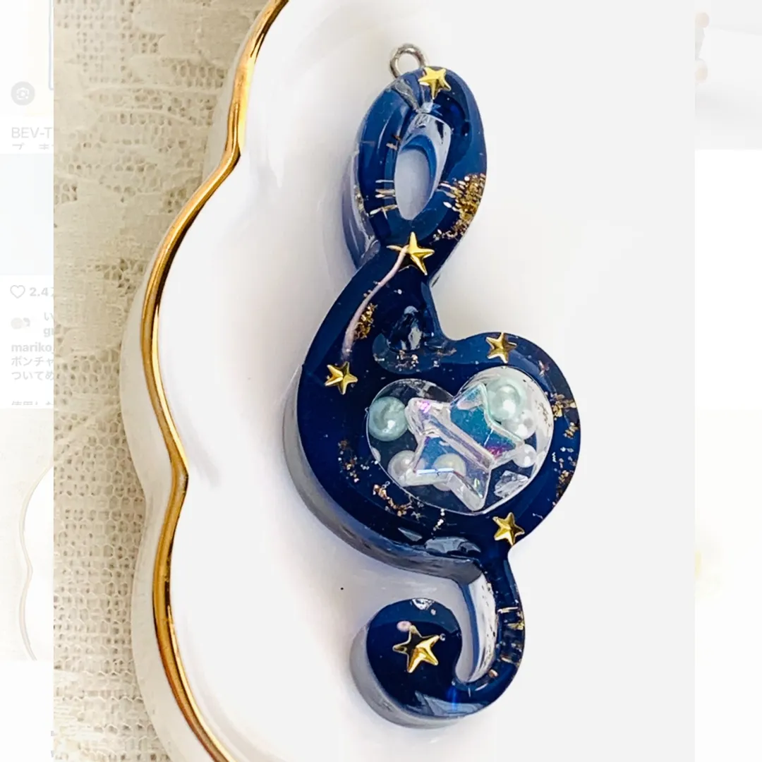 kanori1108さんのレジン作品 | 【高粘度】作家のためのレジン ぷっくりレジン 100g