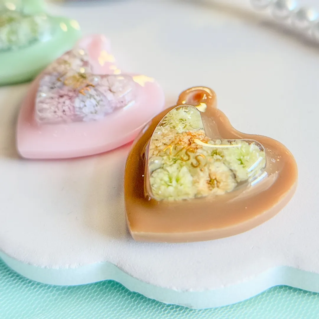 ef.handmadeさんのレジン作品 | 【定期便】作家のためのレジン 400g