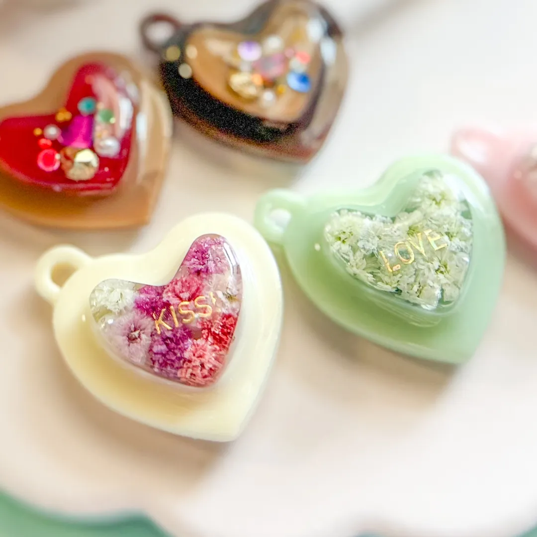 ef.handmadeさんのレジン作品 | 【定期便】作家のためのレジン 400g