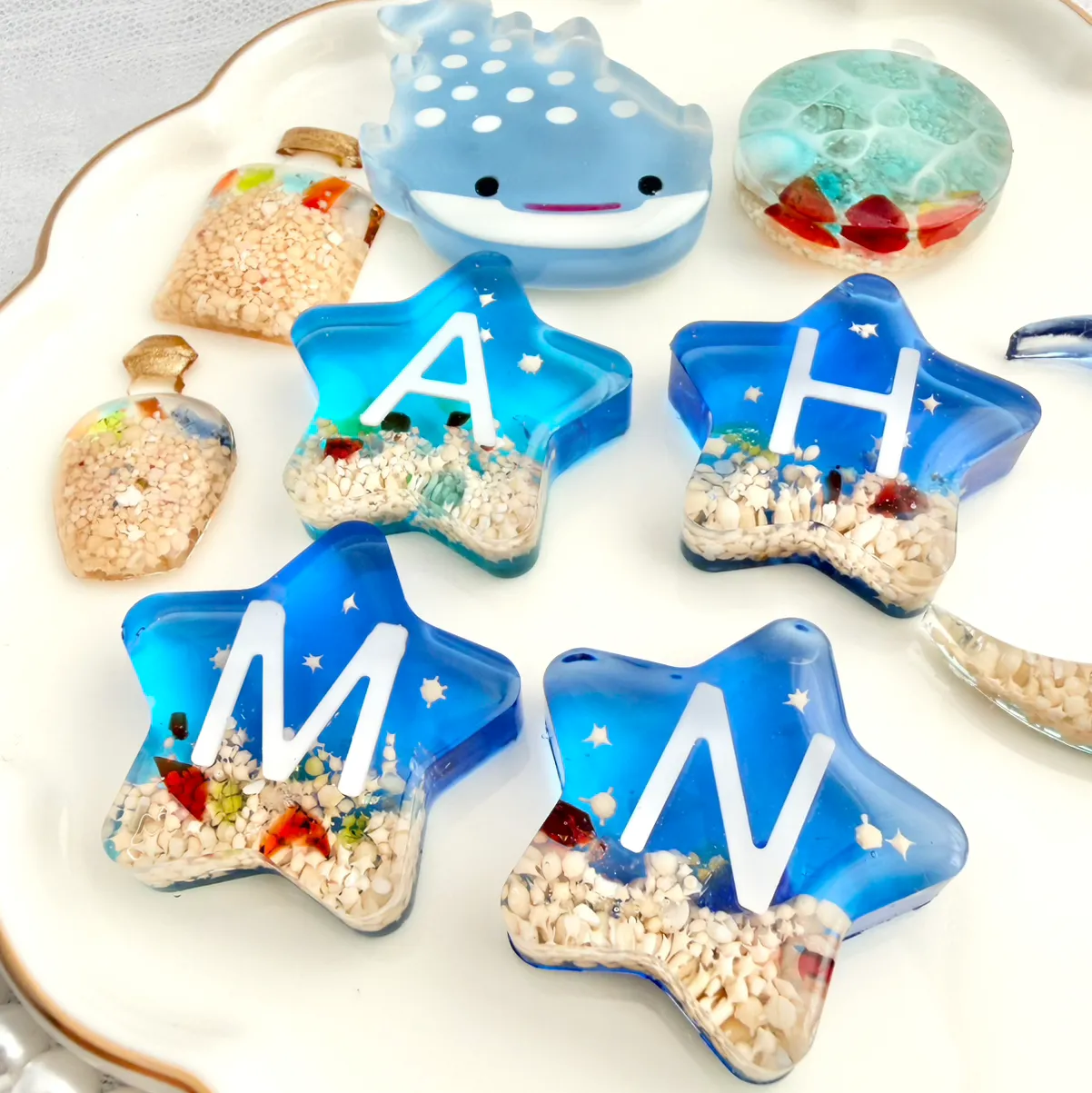 ef.handmadeさんのレジン作品 | 【定期便】作家のためのレジン 400g
