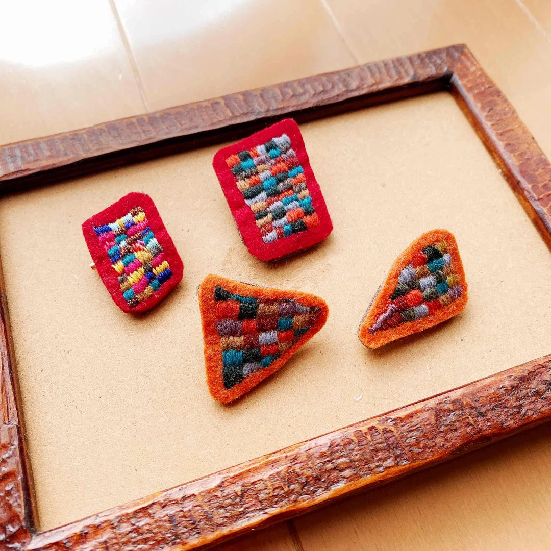 aminboさんの刺しゅう作品 | DMC社の刺繍糸 25番糸 赤〜ピンク系全16色から 《 刺...