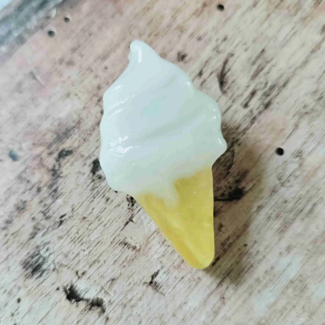 mixkotaさんのレジン作品 | 【定期便】作家のためのレジン 200g