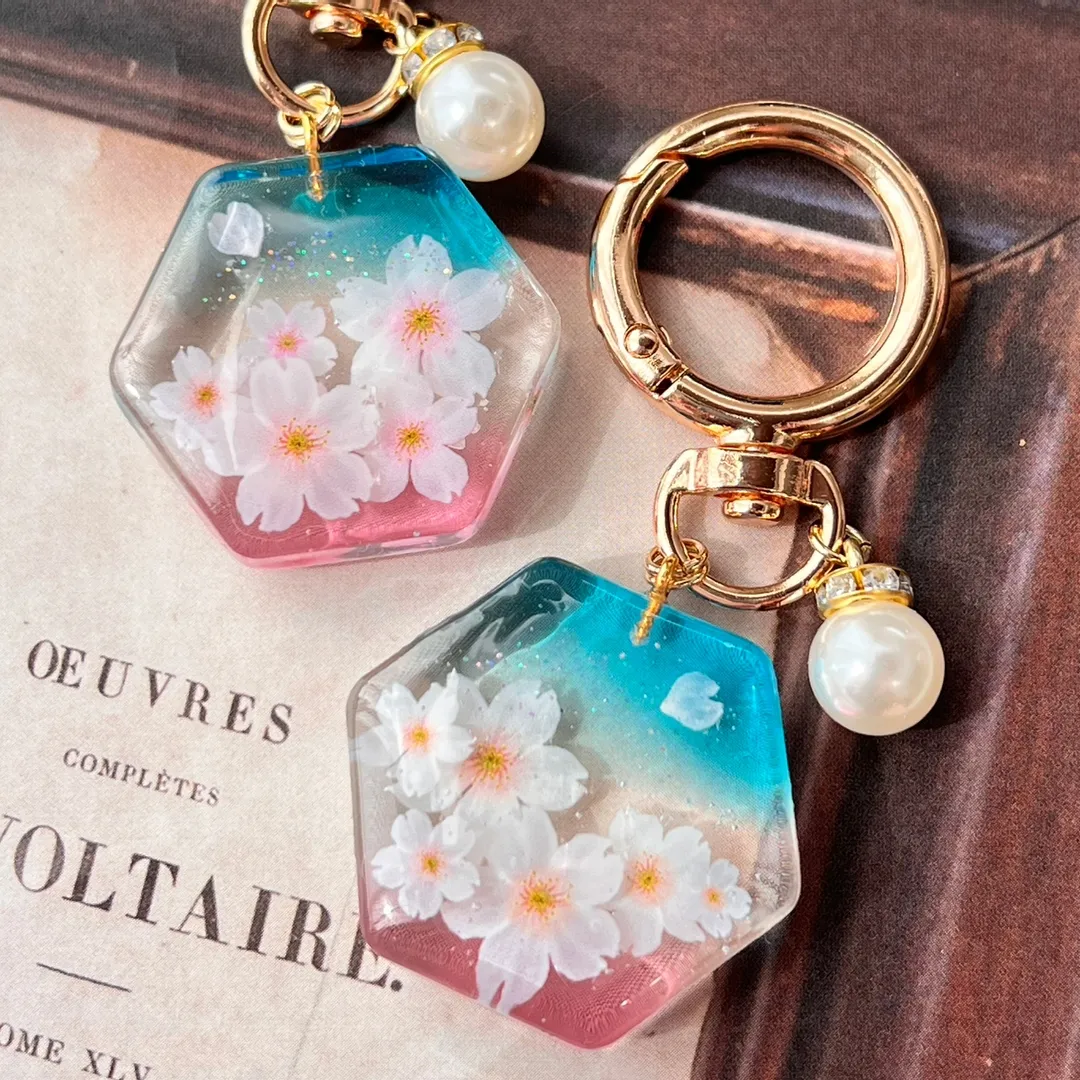 えだまめふじさんのレジン作品 | パジコ レジン用コーティング剤 星の雫【グロス ディップ70...