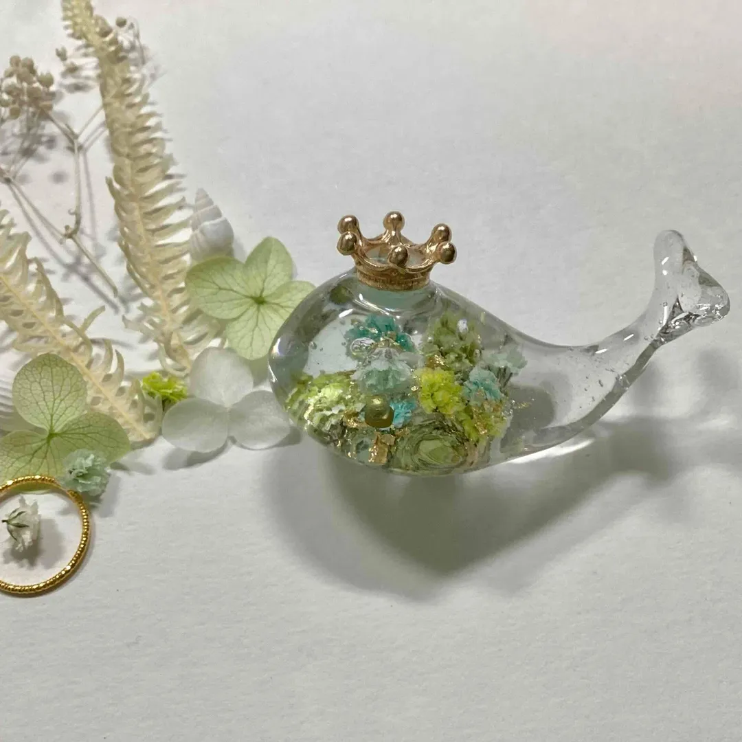 Leo_smileさんのレジン作品 | レジン液 安心の日本製 大容量 100g 「 作家のためのレ...