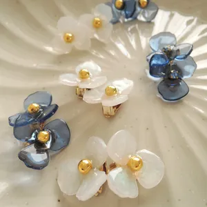 うららさんの作品