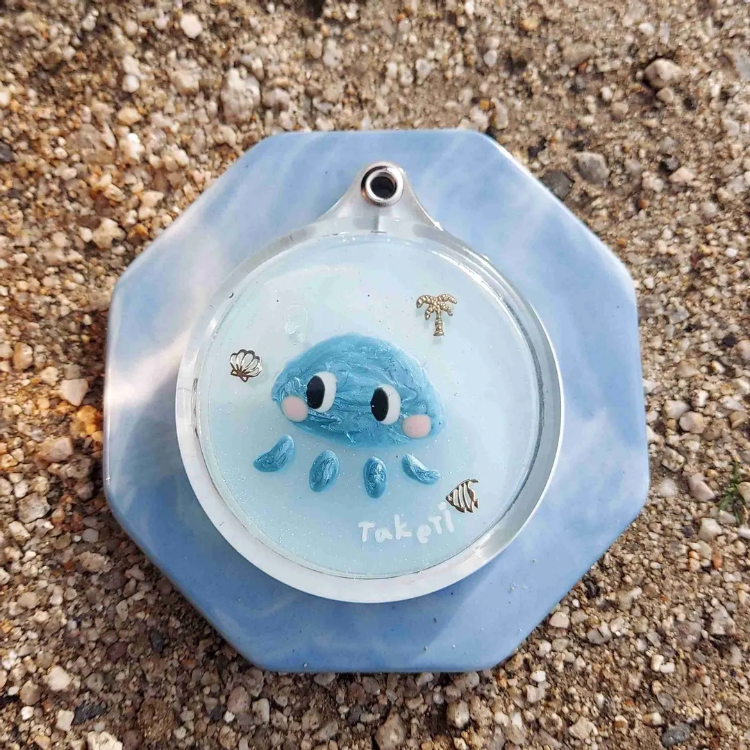 Mi::iNoさんのレジン作品 | 【マラソンSALE 3本購入で＋1本無料レジン液】SNSで話...