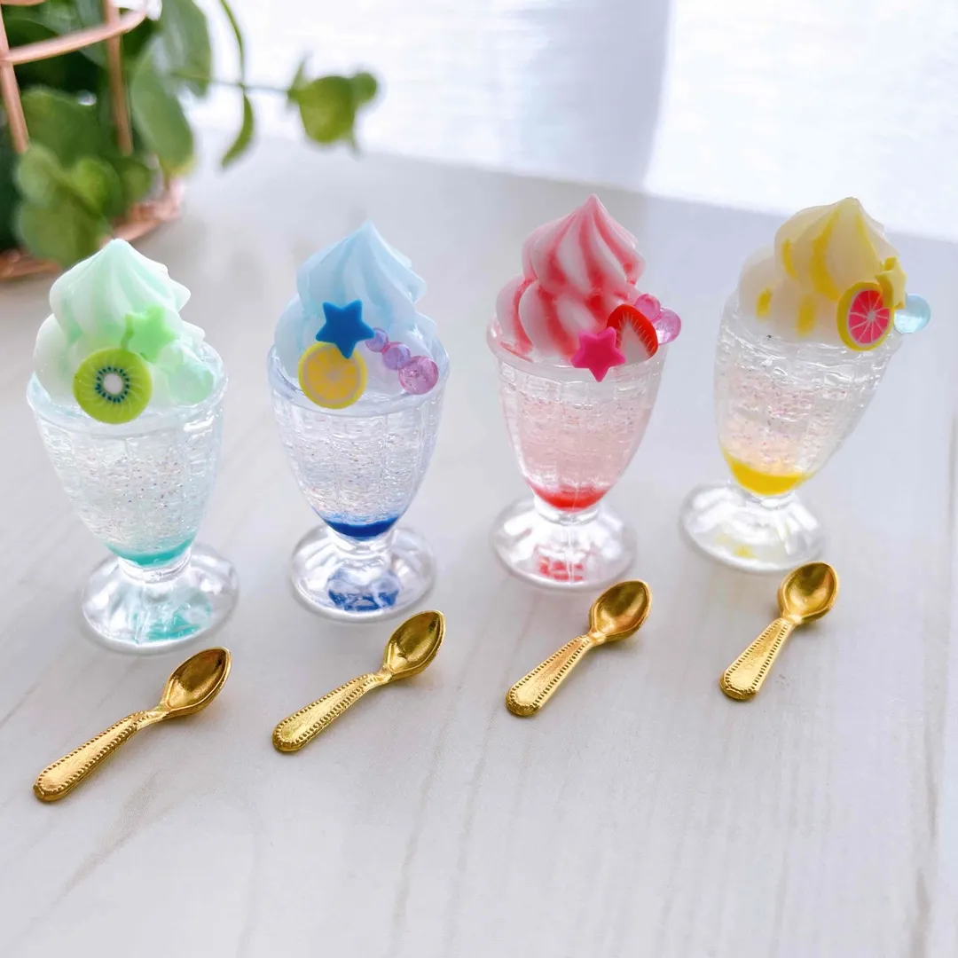 I to Ca＊さんのレジン作品 | 【定期便】作家のためのレジン 200g